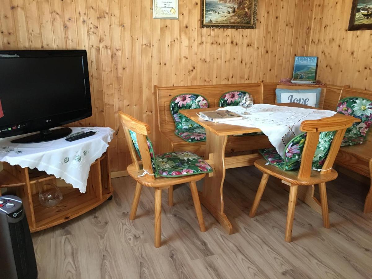 Appartamento Ferienbungalow Karnitz/Ruegen Esterno foto